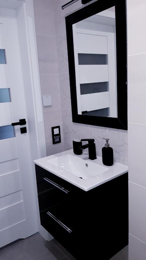 Apartament Wiktoria Ustrzyki Dolne Extérieur photo